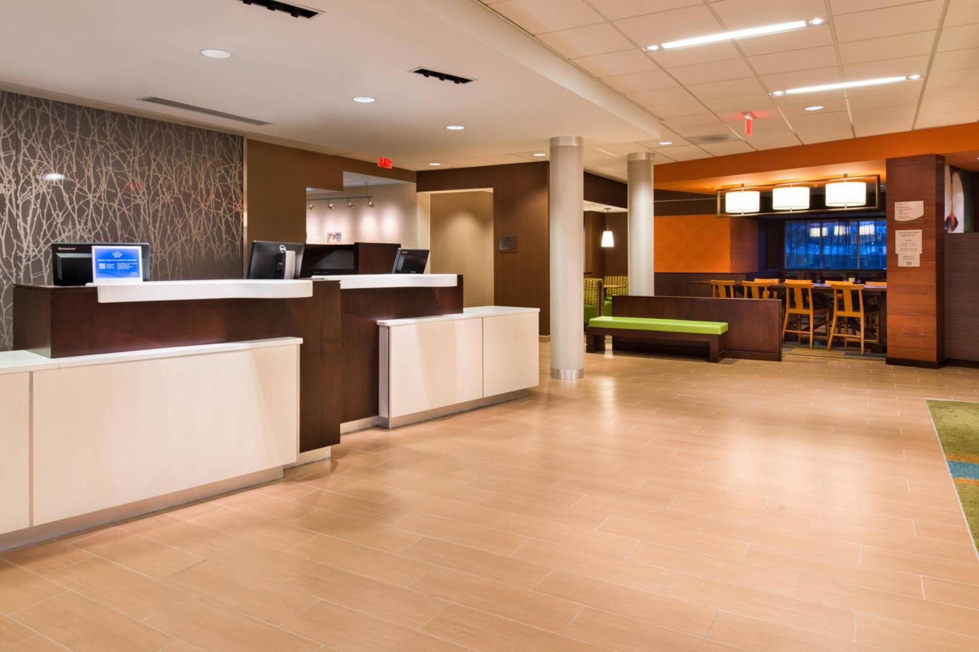 Fairfield Inn & Suites By Marriott Utica Exterior photo