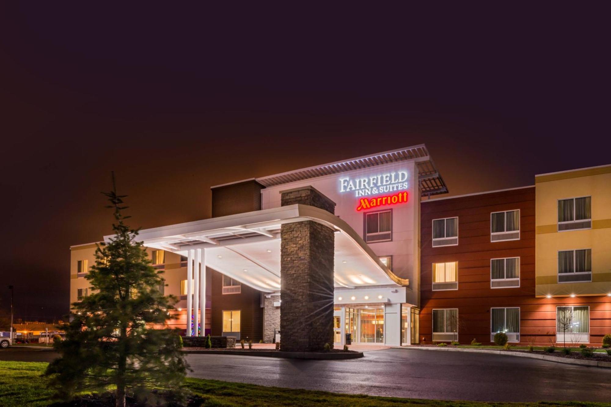 Fairfield Inn & Suites By Marriott Utica Exterior photo